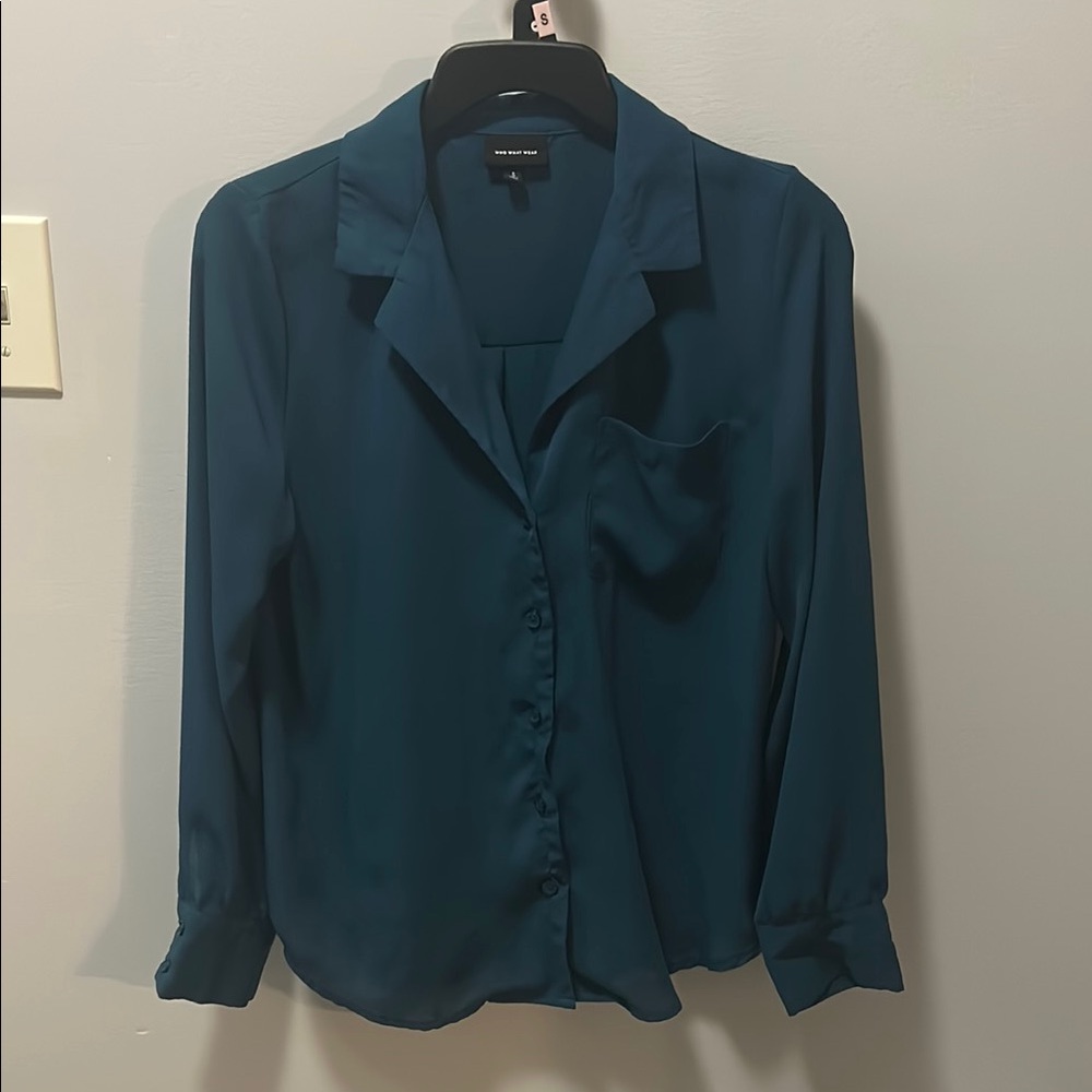 Elegant Teal Button-Up Blouse